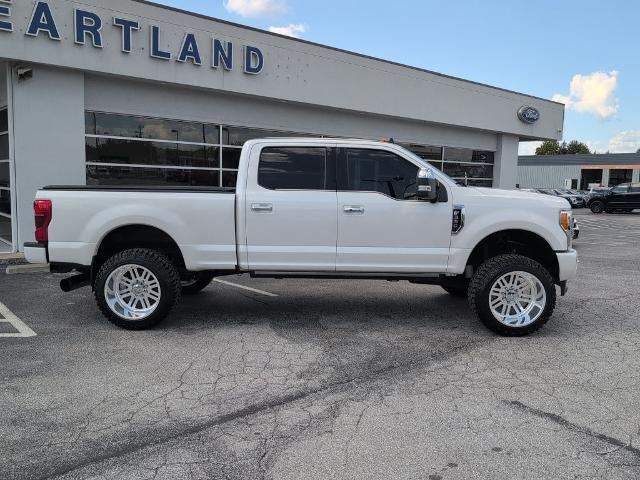 2019 Ford F-350 Super Duty Platinum — photo 1 of 24