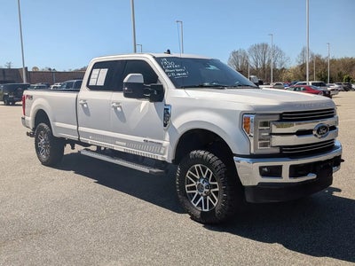 2019 Ford F-350 Super Duty 4X4 Lariat 4DR Crew Cab 6.8 FT. SB SRW Pickup
