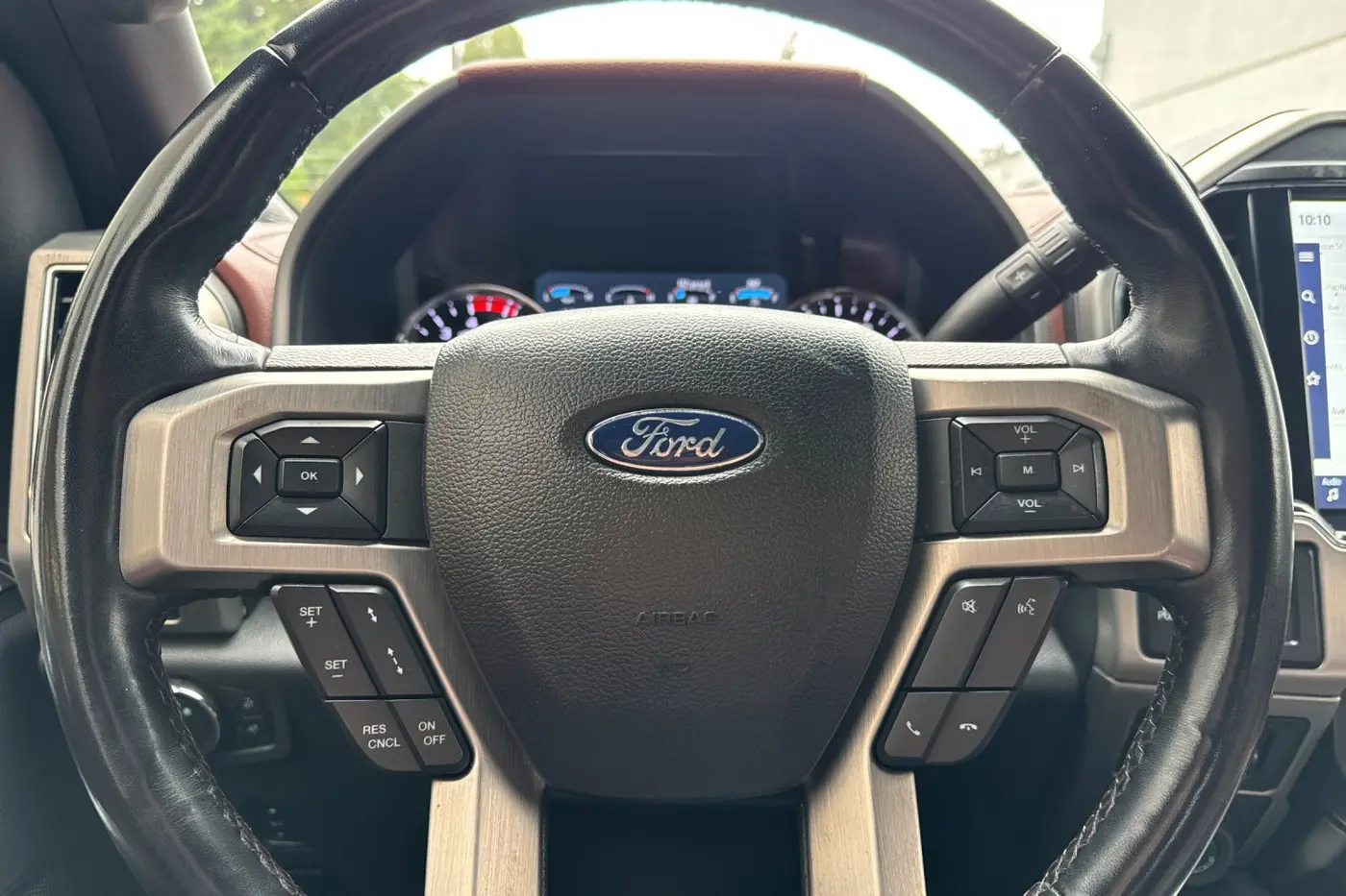 2022 Ford F-350 - $69,917