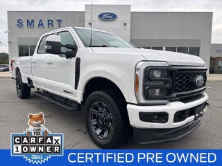 2023 Ford F-350 Super Duty with White Metallic Exterior