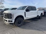 2025 F-350 Super Duty Thumbnail 3