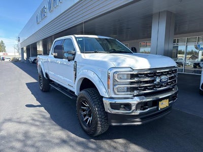 2025 Ford F-350 Super Duty 4X4 King Ranch 4DR Crew Cab 6.8 FT. SB SRW Pickup