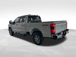 2025 F-350 Super Duty Thumbnail 4
