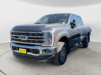 2025 Ford F-350 Super Duty 4X4 Lariat 4DR Crew Cab 8 FT. LB SRW Pickup