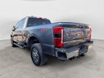 2025 F-350 Super Duty Thumbnail 2