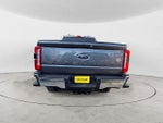 2025 F-350 Super Duty Thumbnail 3