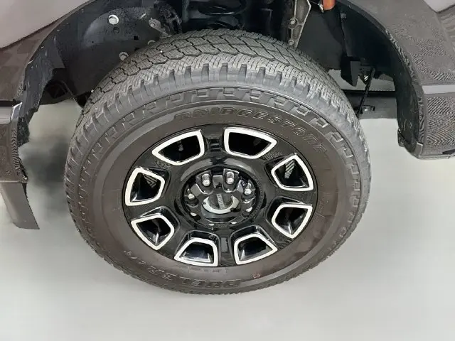 2025 Ford F-350 - $82,907