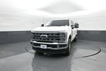 2025 F-350 Super Duty Thumbnail 3