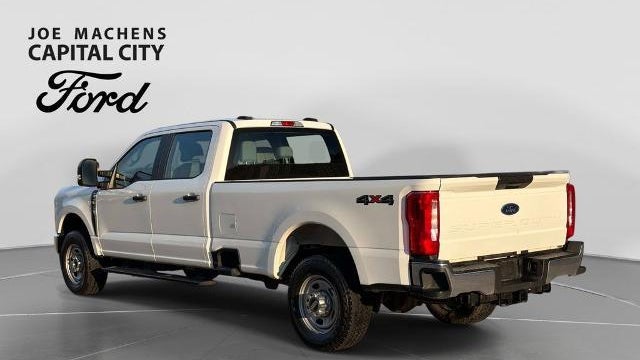 2025 Ford F-350 Super Duty King Ranch