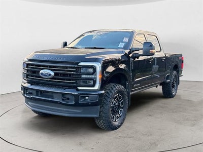 Photo of a 2025 Ford F-350 Super Duty 4X4 Lariat 4DR Crew Cab 6.8 FT. SB SRW Pickup for sale