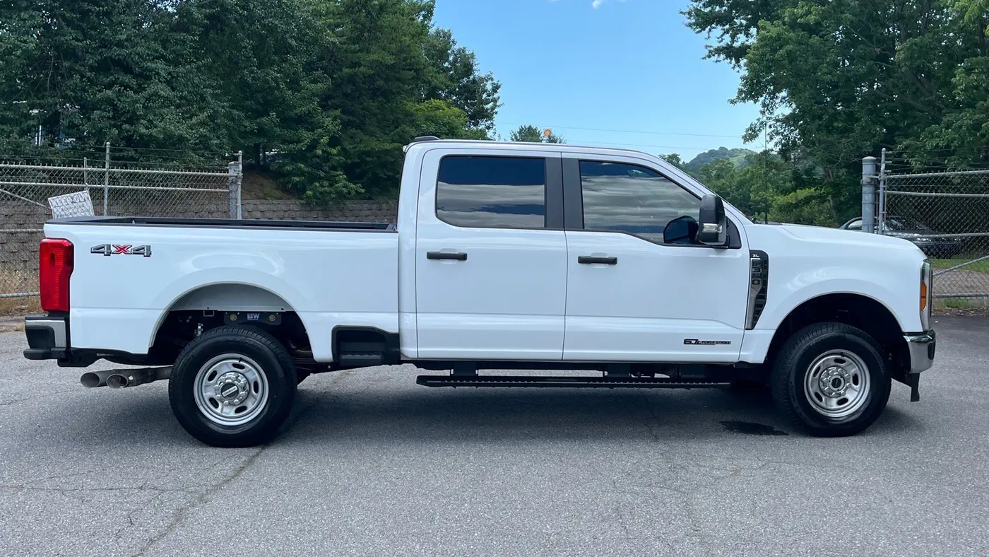 2026 Ford F-350 Super Duty Platinum