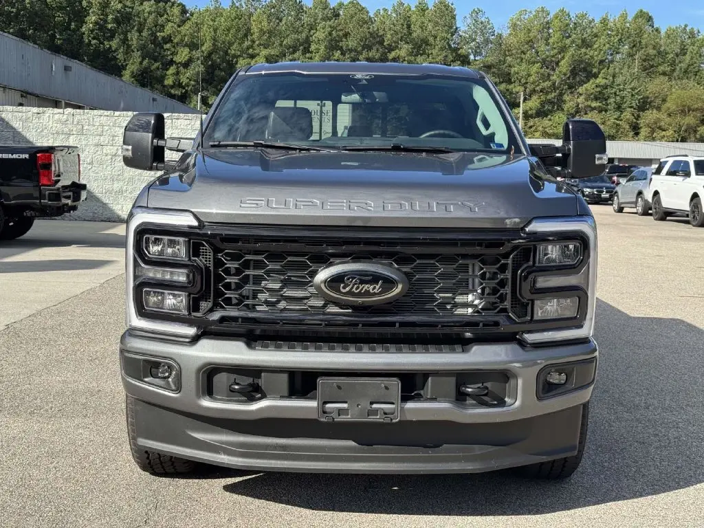2026 Ford F-350 - $76,998