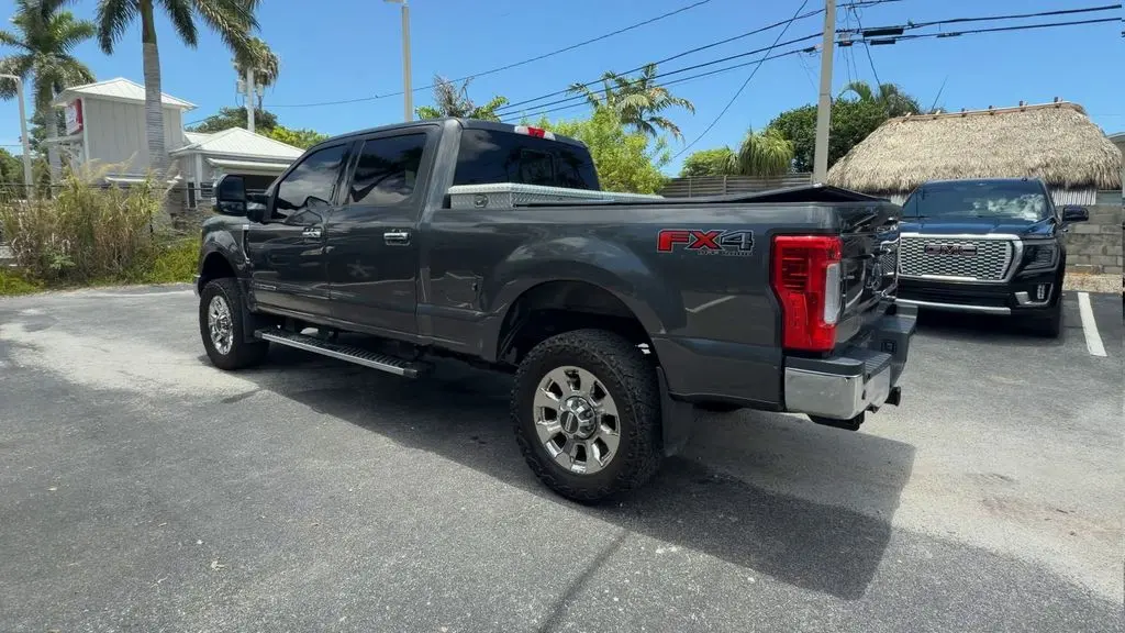 2017 Ford F-350 Super Duty King Ranch