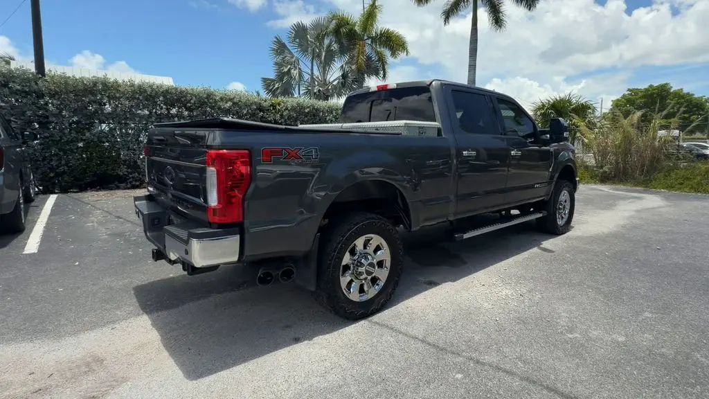 2017 Ford F-350 Super Duty King Ranch