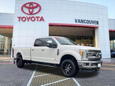 2017 Ford F-350 Super Duty 4X4 Lariat 4DR Crew Cab 6.8 FT. SB SRW Pickup