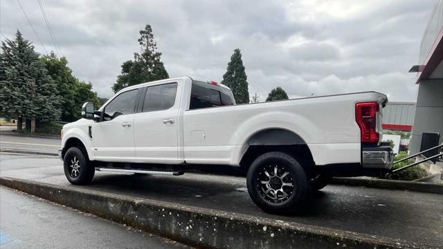 2017 Ford F-350 Super Duty Lariat
