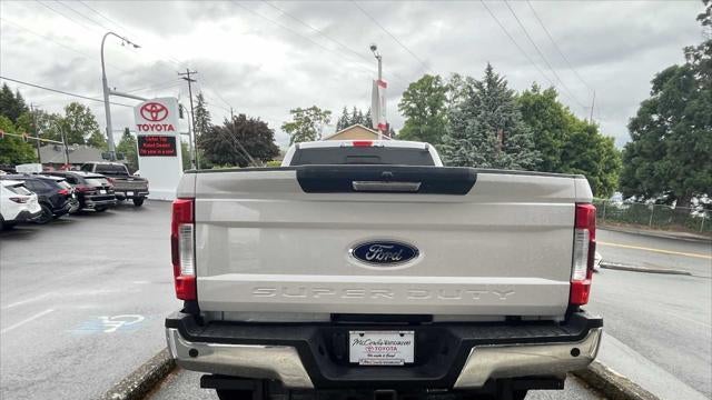 2017 Ford F-350 Super Duty Lariat