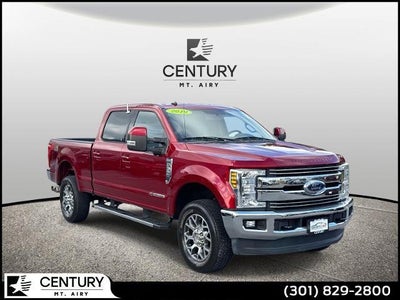 2019 Ford F-350 Super Duty 4X4 Lariat 4DR Crew Cab 6.8 FT. SB SRW Pickup