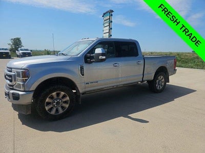 2022 Ford F-350 Super Duty 4X4 Platinum 4DR Crew Cab 6.8 FT. SB SRW Pickup