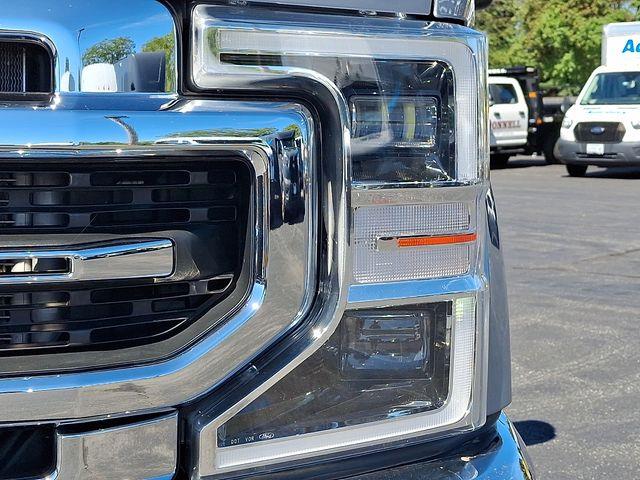 2022 Ford F-350 - $65,900