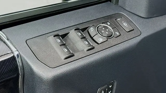 2022 Ford F-350 Super Duty Lariat