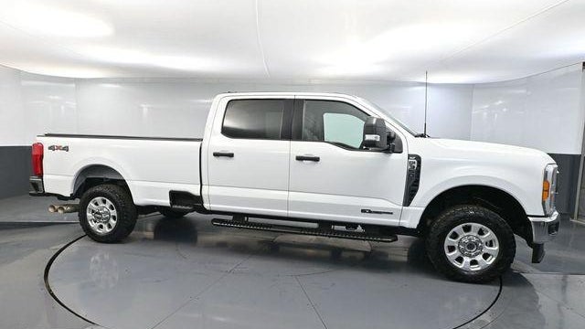 2023 Ford F-350 Super Duty XLT