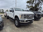 2023 F-350 Super Duty Thumbnail 2