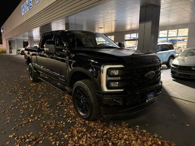 2023 Ford F-350 Super Duty 4X4 Lariat 4DR Crew Cab 6.8 FT. SB SRW Pickup