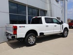 2024 F-350 Super Duty Thumbnail 3