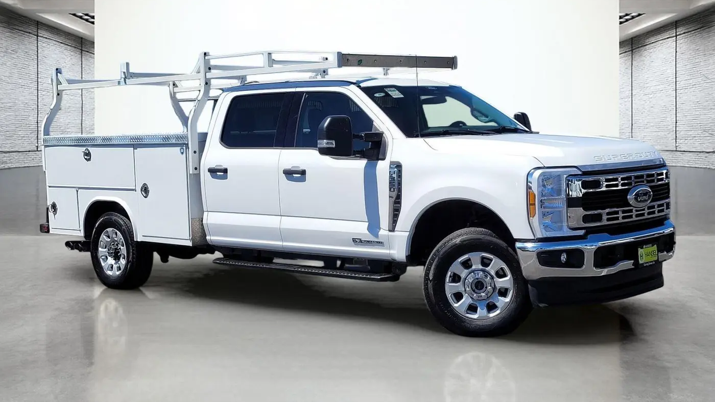 Preowned 2024 Ford F-350 Super Duty Lariat for Sale