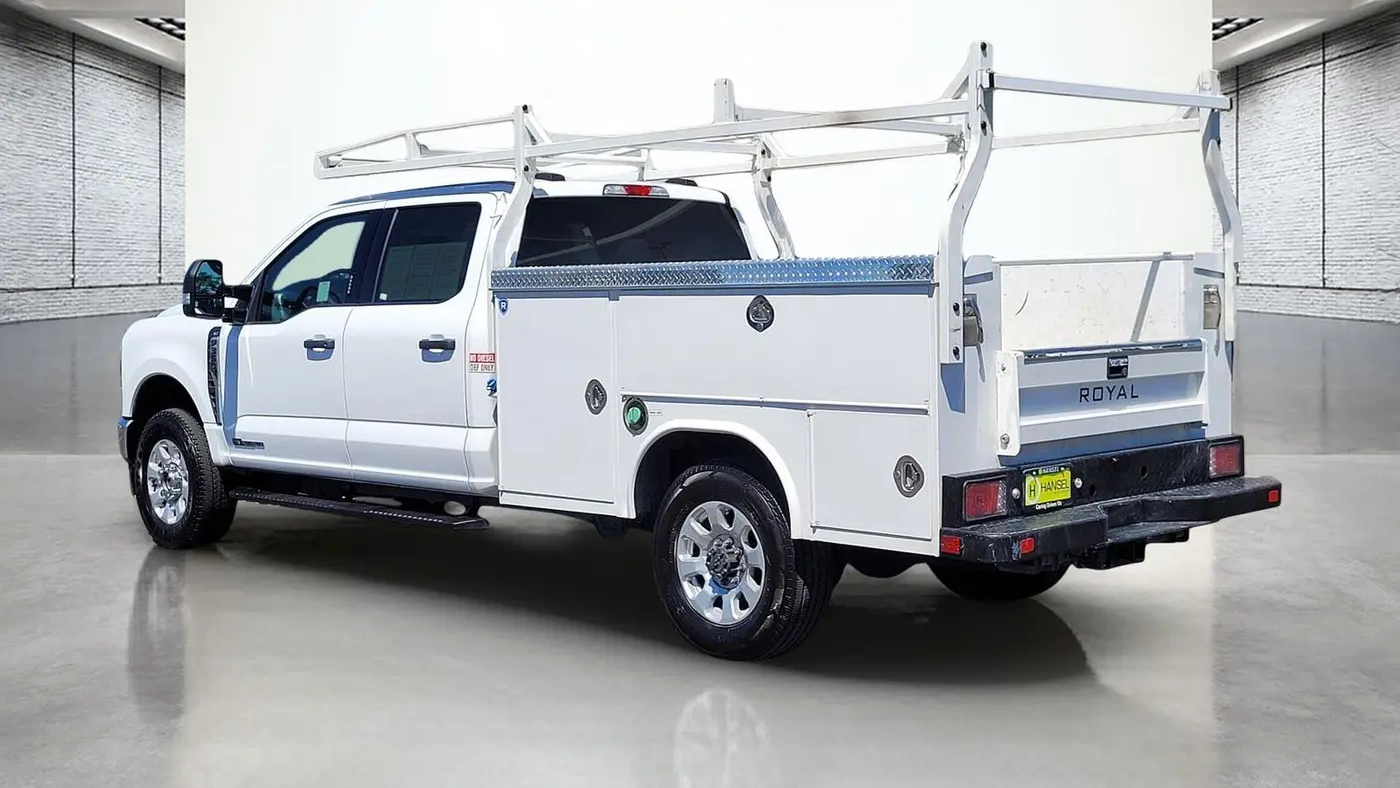 2024 Ford F-350 Super Duty Lariat
