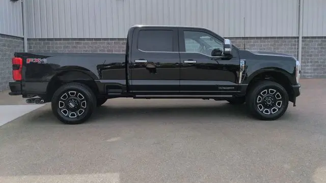 2024 Ford F-350 Super Duty XLT
