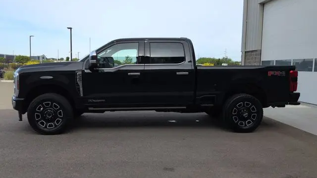2024 Ford F-350 Super Duty XLT