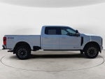 2025 F-350 Super Duty Thumbnail 6