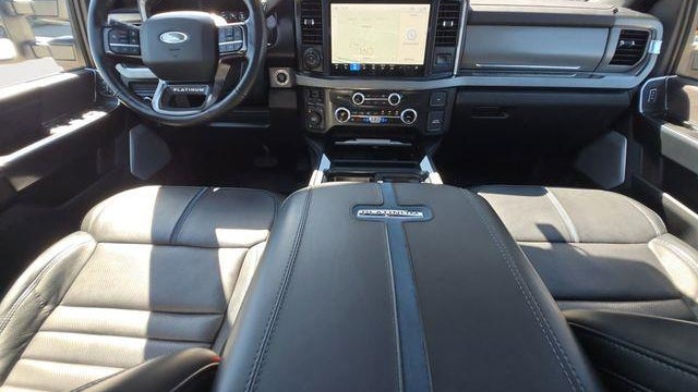 2025 Ford F-350 Super Duty King Ranch