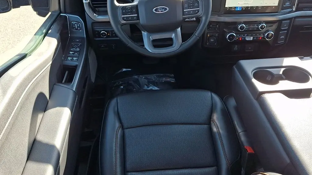 2025 Ford F-350 Super Duty XLT