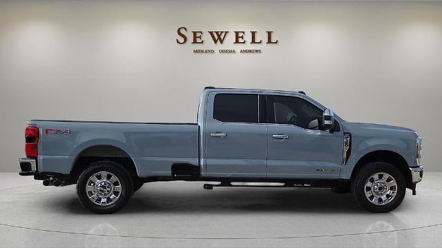 2025 Ford F-350 Super Duty King Ranch