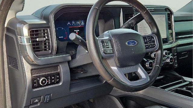2025 Ford F-350 Super Duty King Ranch
