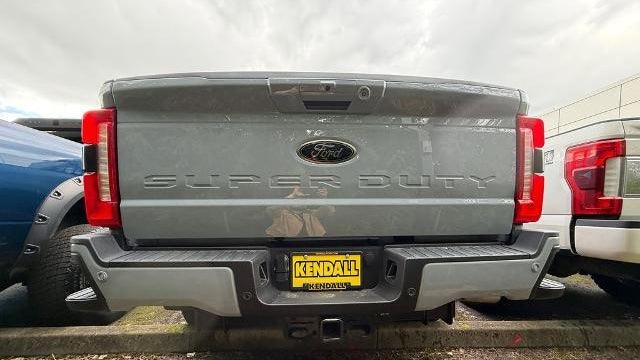 2025 Ford F-350 Super Duty XLT