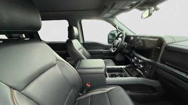 2025 Ford F-350 Super Duty XLT