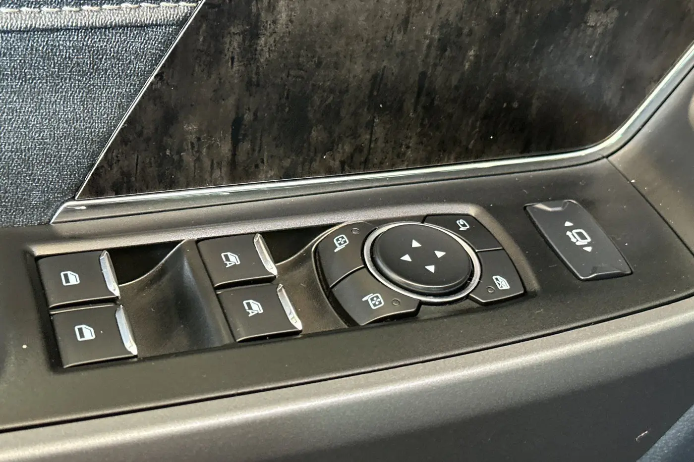 2025 Ford F-350 - $77,250