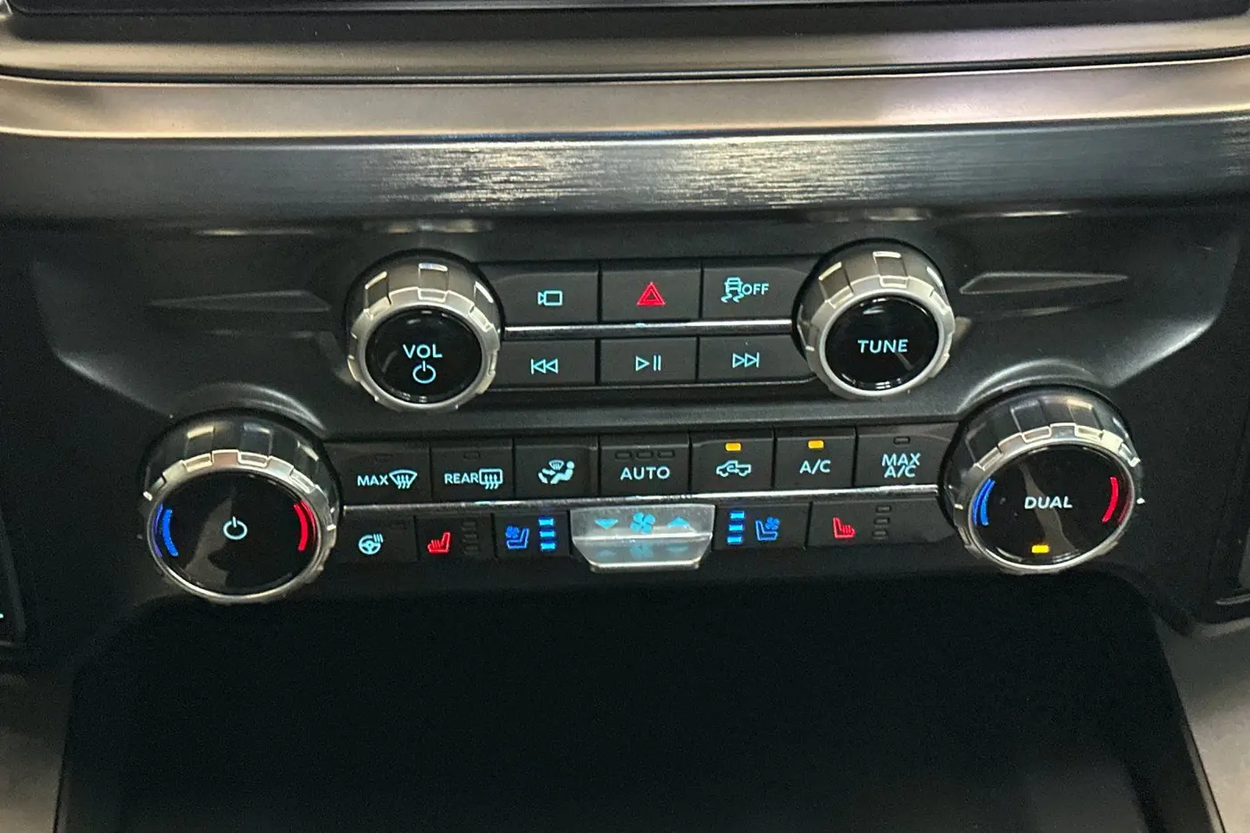 2025 Ford F-350 - $77,250