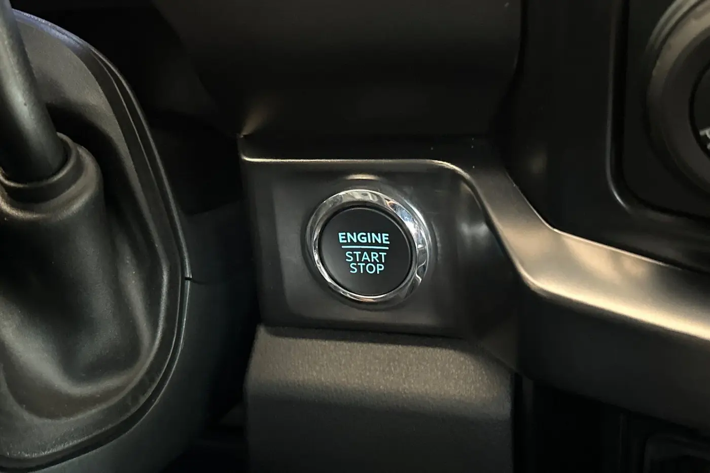 2025 Ford F-350 - $77,250