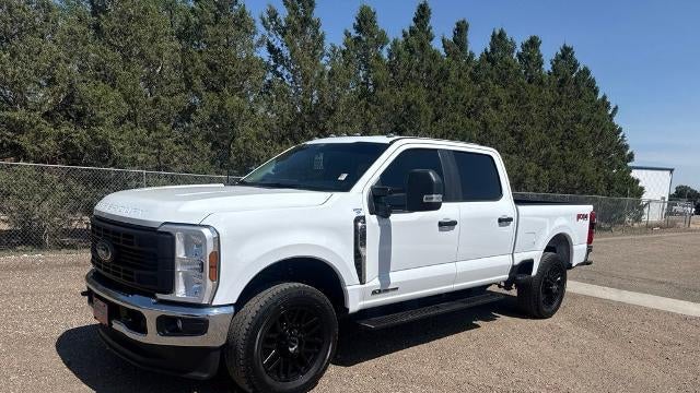 2025 Ford F-350 Super Duty XLT