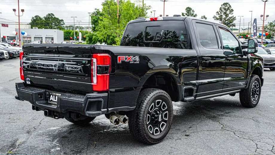 2025 Ford F-350 Super Duty Platinum