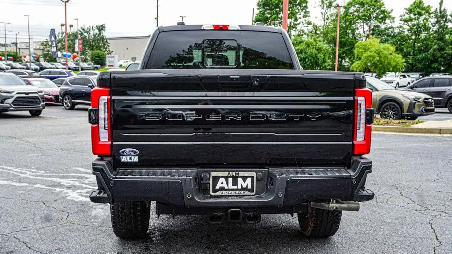 2025 Ford F-350 Super Duty Platinum