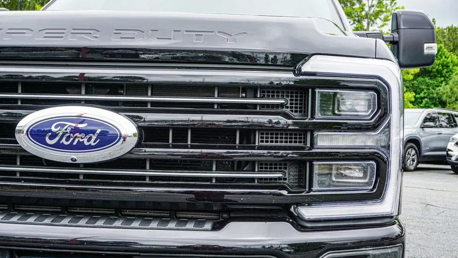 2025 Ford F-350 Super Duty Platinum