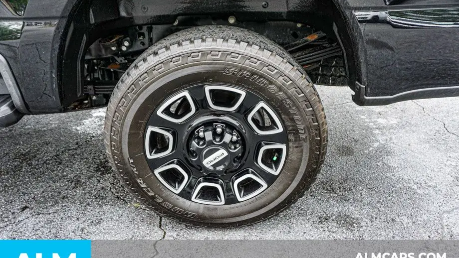 2025 Ford F-350 Super Duty Platinum