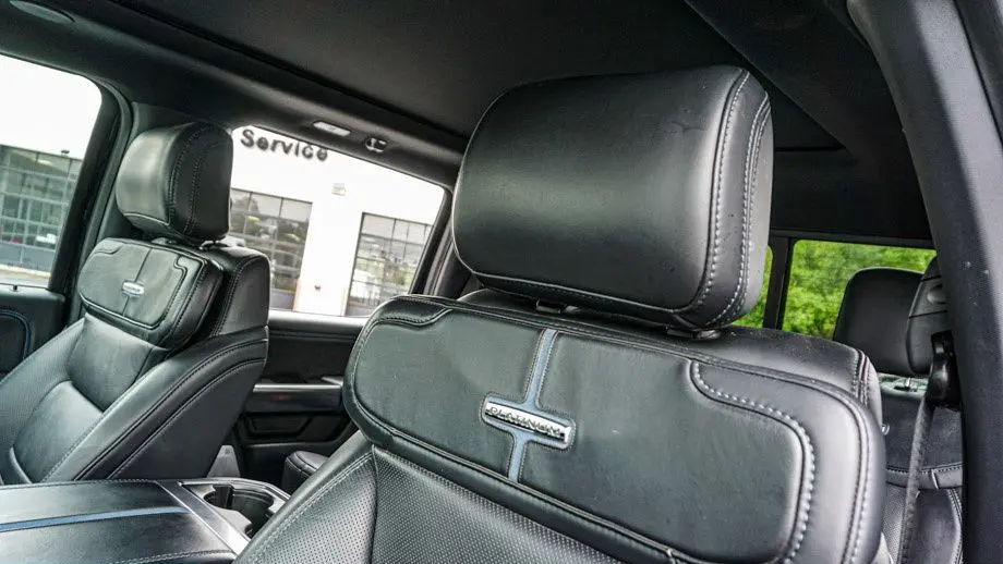 2025 Ford F-350 Super Duty Platinum