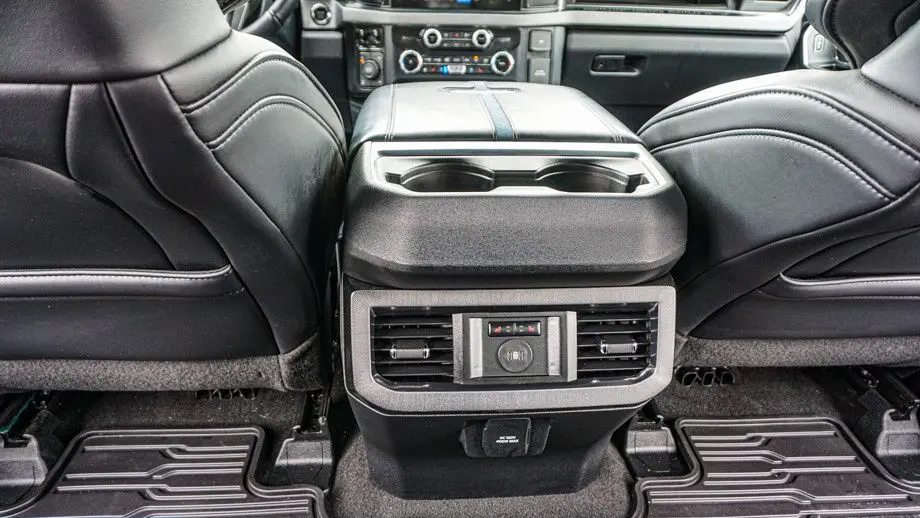 2025 Ford F-350 Super Duty Platinum